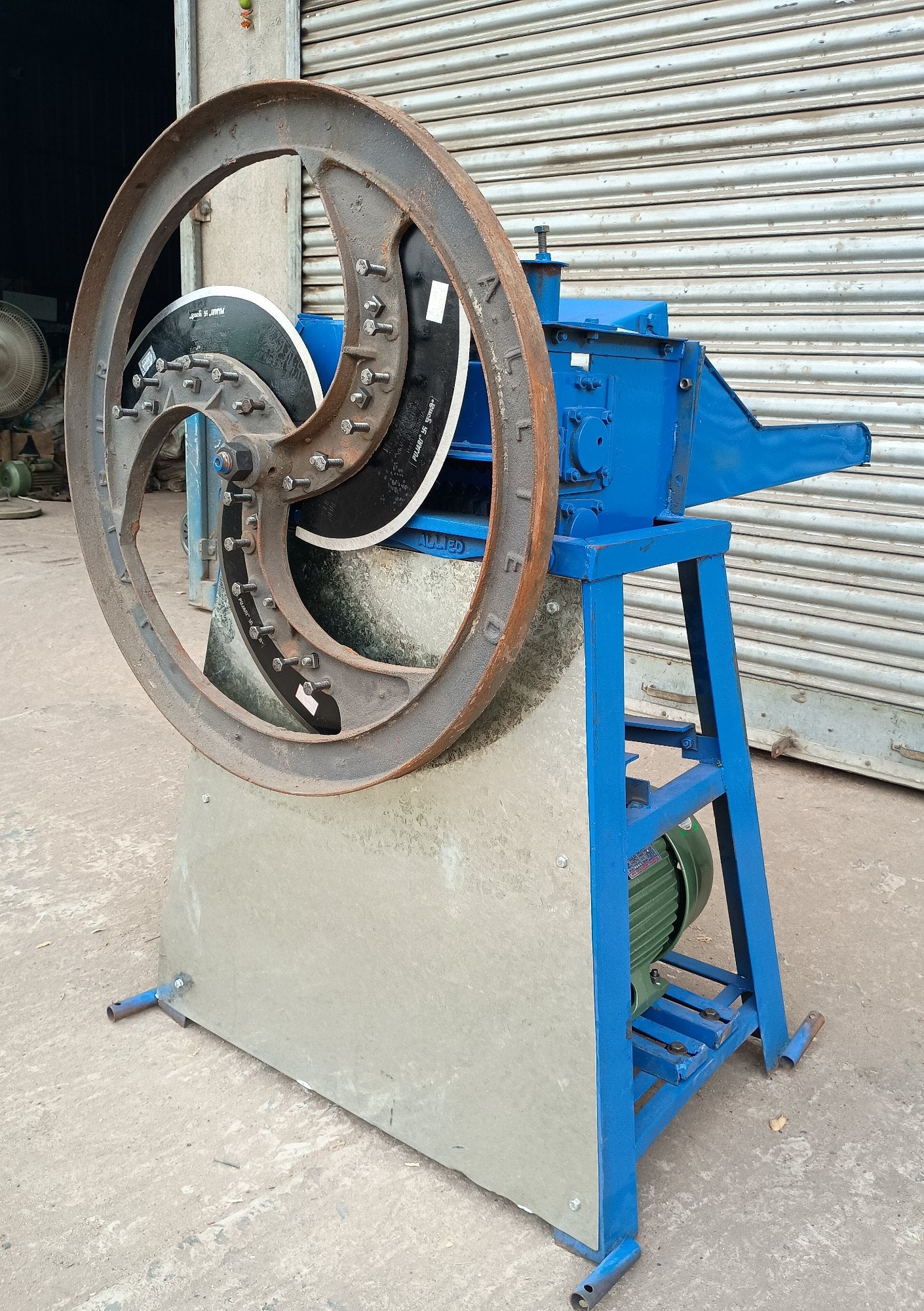 Chaff Cutter 3 Blade Wheel With Motor 3HP Kutti Machine