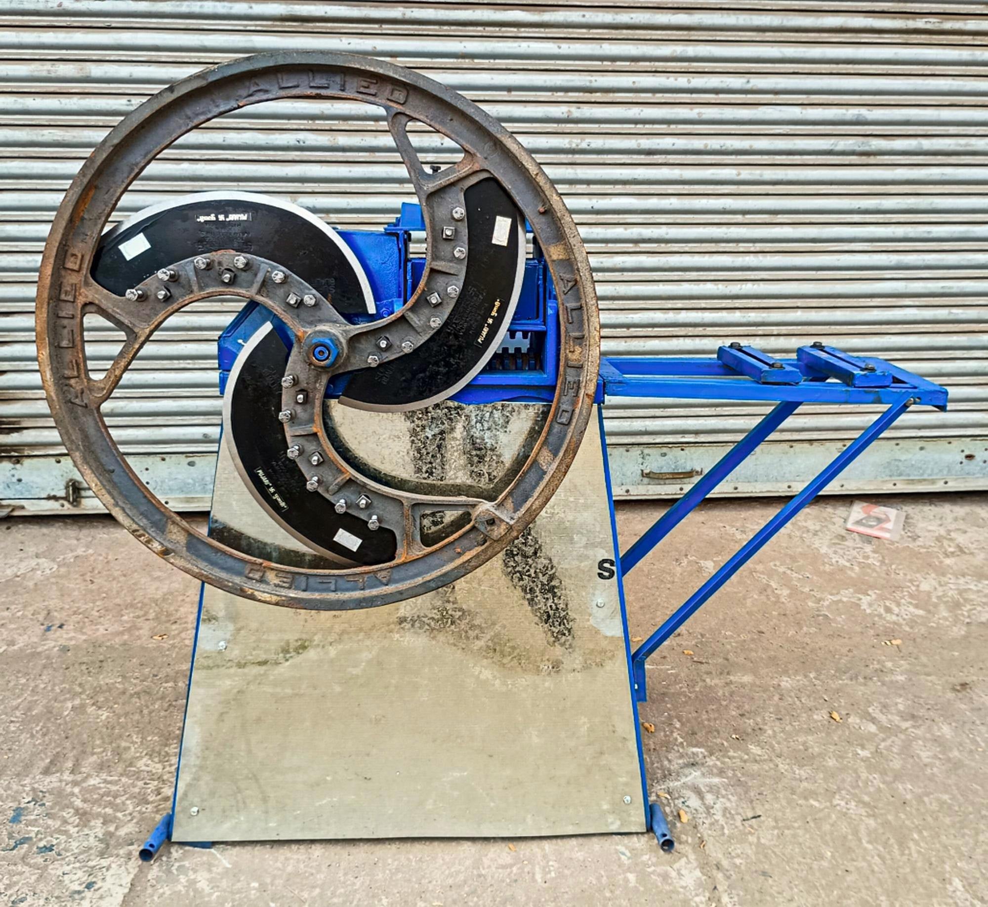 Chaff Cutter 3 Blade Wheel With Motor 3HP Kutti Machine